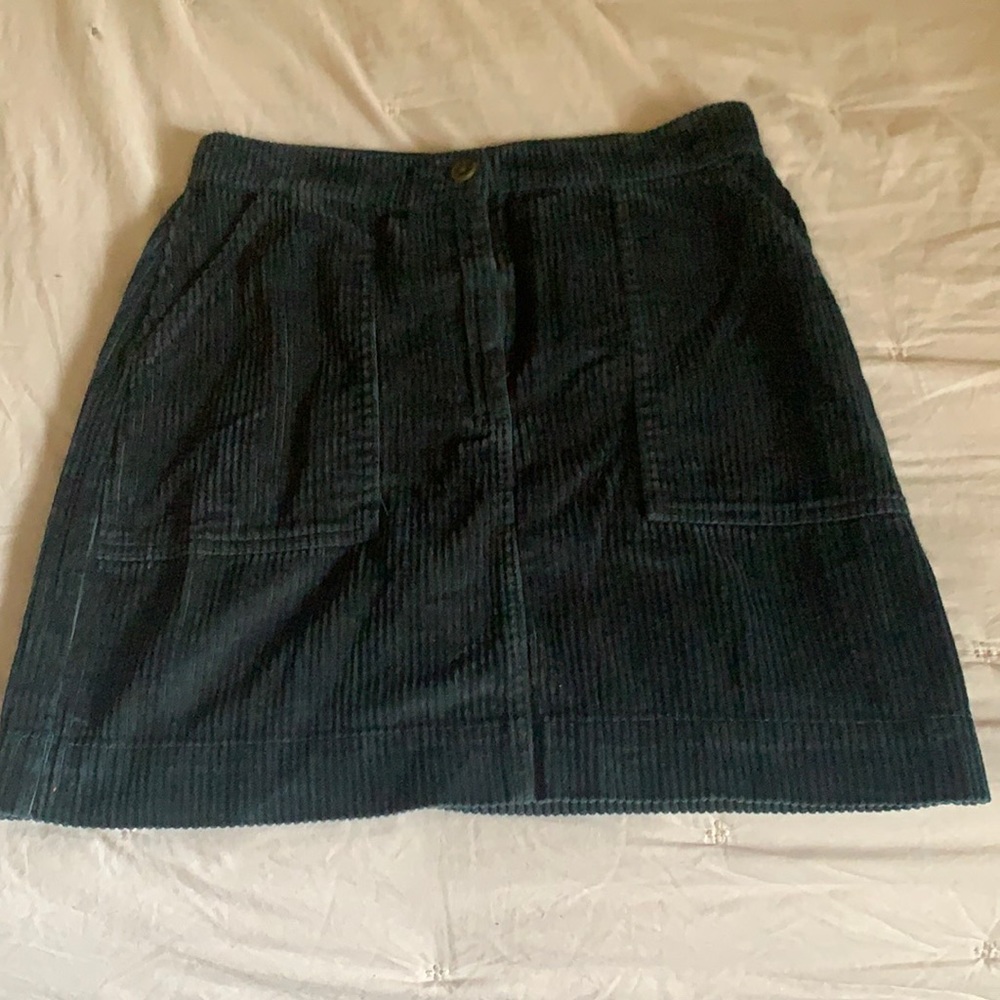 Velvet mini skirt! Pockets! 🙃